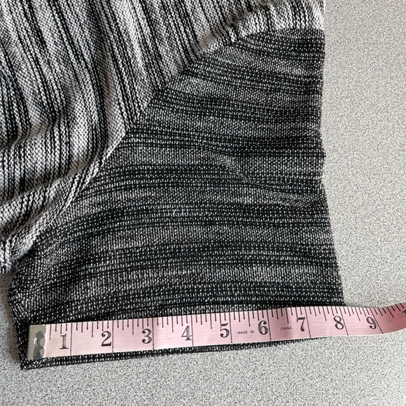 Vintage Heathered Knit Short Sleeve Top Size 2X - Picture 12 of 12